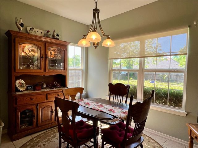 3381 Eaglecrest Circle, Springdale, AR 72762