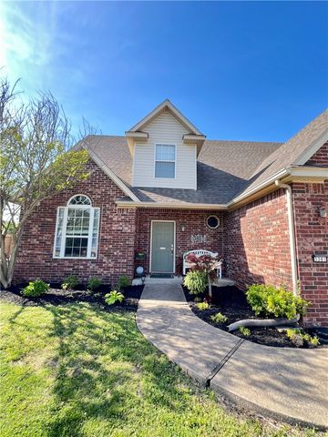 3381 Eaglecrest Circle, Springdale, AR 72762