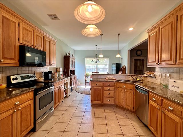 3381 Eaglecrest Circle, Springdale, AR 72762