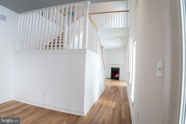 6 BEECH AVE, Wilmington, DE 19805