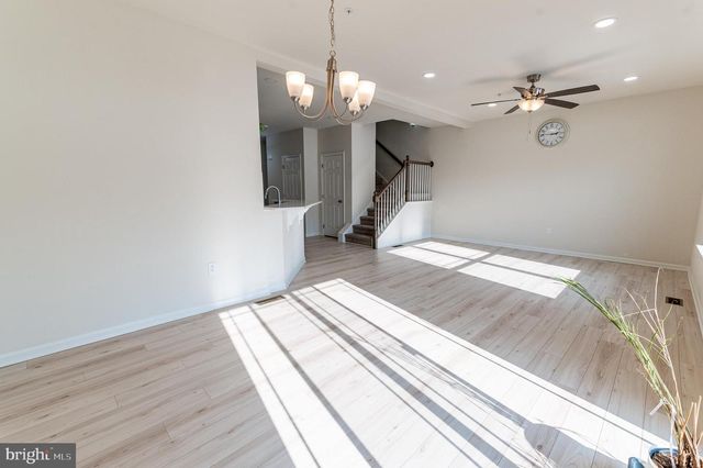 164 MAUREEN LN, Allentown, PA 18104