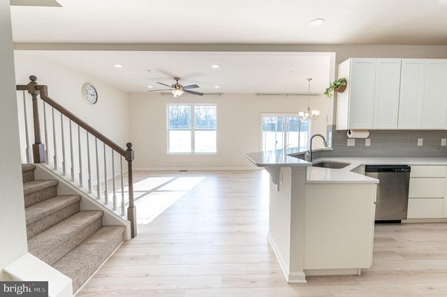 164 MAUREEN LN, Allentown, PA 18104