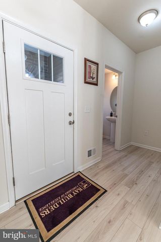 164 MAUREEN LN, Allentown, PA 18104