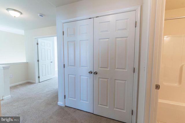 164 MAUREEN LN, Allentown, PA 18104