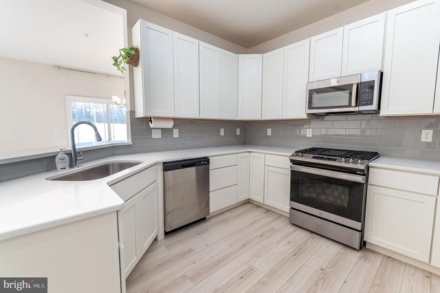 164 MAUREEN LN, Allentown, PA 18104