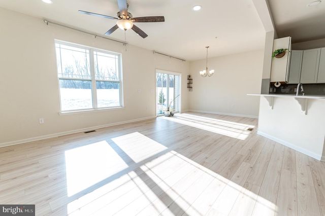 164 MAUREEN LN, Allentown, PA 18104