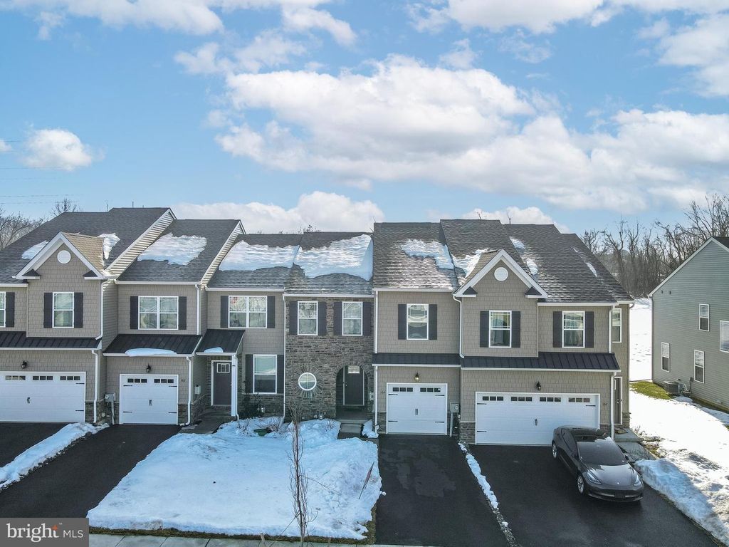 164 MAUREEN LN, Allentown, PA 18104