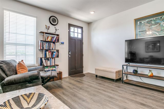 2402 Eureka Way, Lewisville, TX 75056