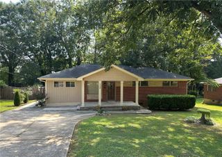112 Beacon St, Stockbridge, GA 30281