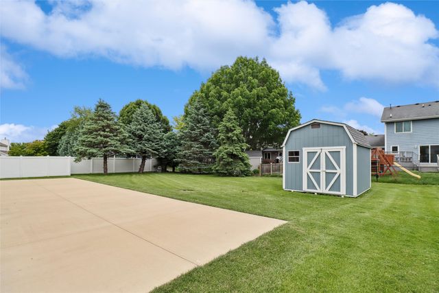 708 13th Street SW, Altoona, IA 50009