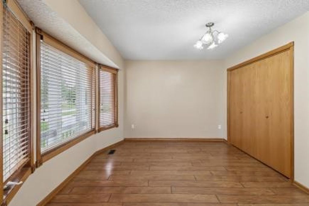 708 13th Street SW, Altoona, IA 50009