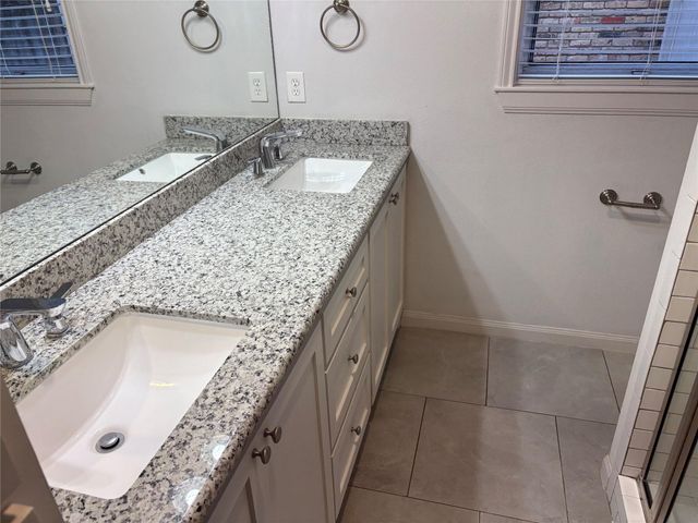 10031 Warwana Road, Houston, TX 77080