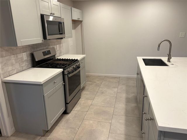 10031 Warwana Road, Houston, TX 77080