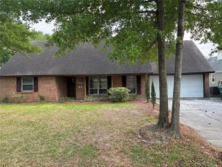 10031 Warwana Road, Houston, TX 77080