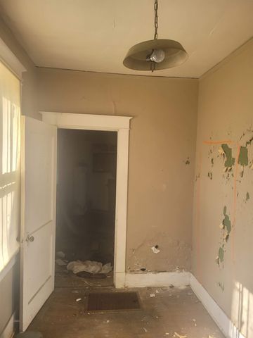 1025 CHELSEA AVE, Memphis, TN 38107