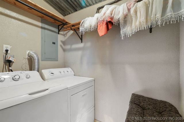 300 Michelle, Calera, OK 74730