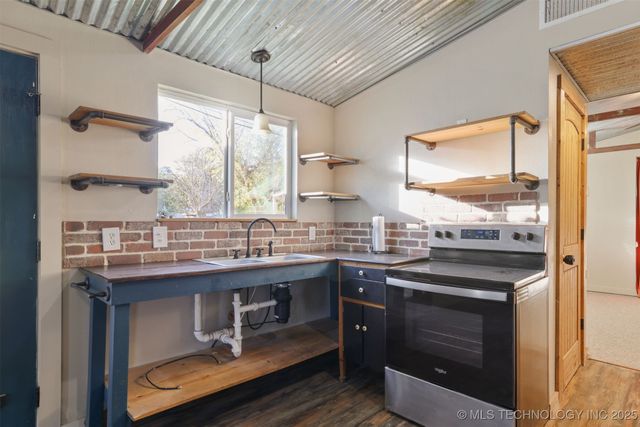 300 Michelle, Calera, OK 74730