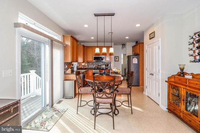12 GREENSIDE DR, Tuckerton, NJ 08087