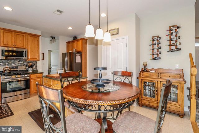 12 GREENSIDE DR, Tuckerton, NJ 08087