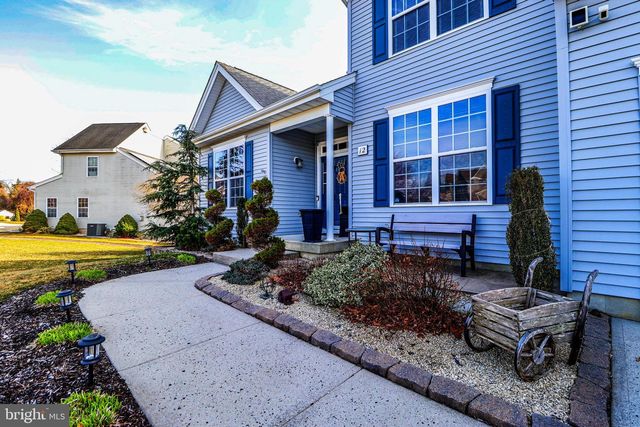 12 GREENSIDE DR, Tuckerton, NJ 08087