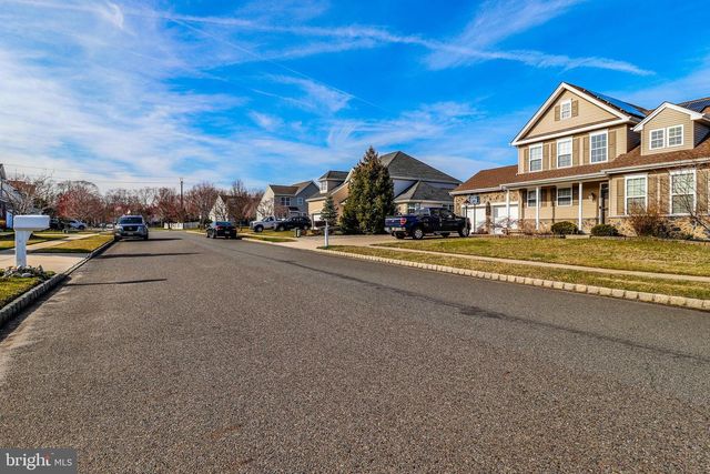 12 GREENSIDE DR, Tuckerton, NJ 08087