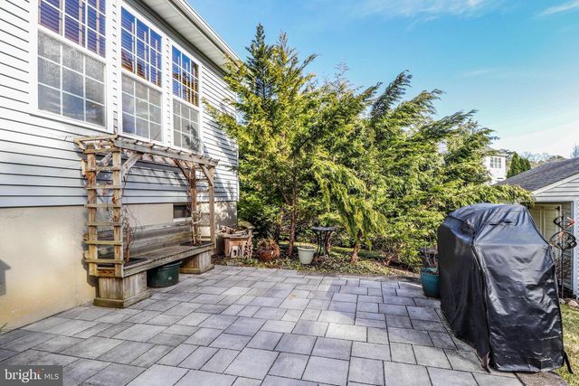 12 GREENSIDE DR, Tuckerton, NJ 08087