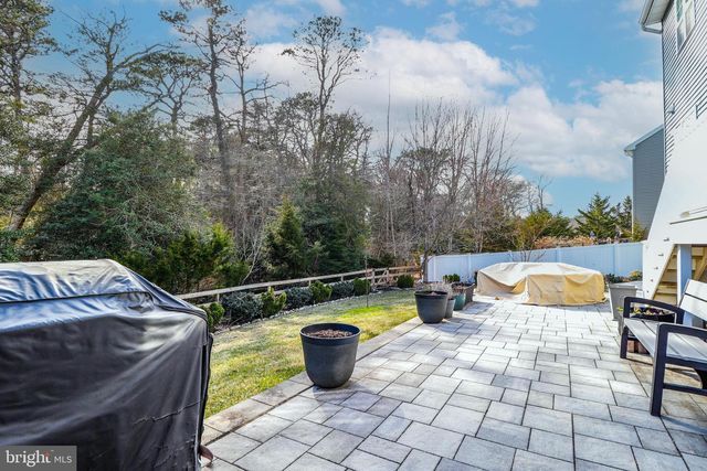12 GREENSIDE DR, Tuckerton, NJ 08087