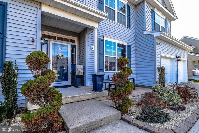 12 GREENSIDE DR, Tuckerton, NJ 08087