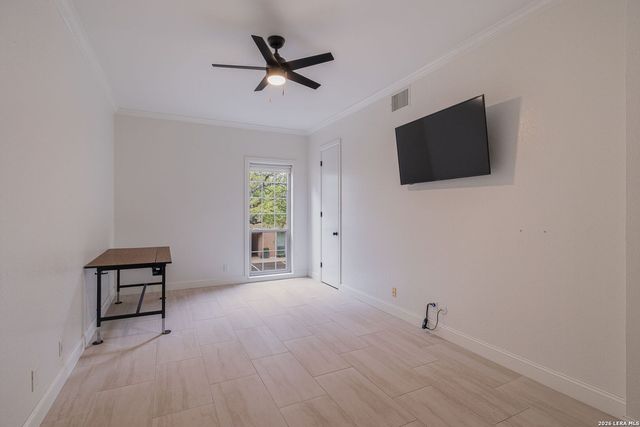 7711 Broadway Apt 3B, San Antonio, TX 78209