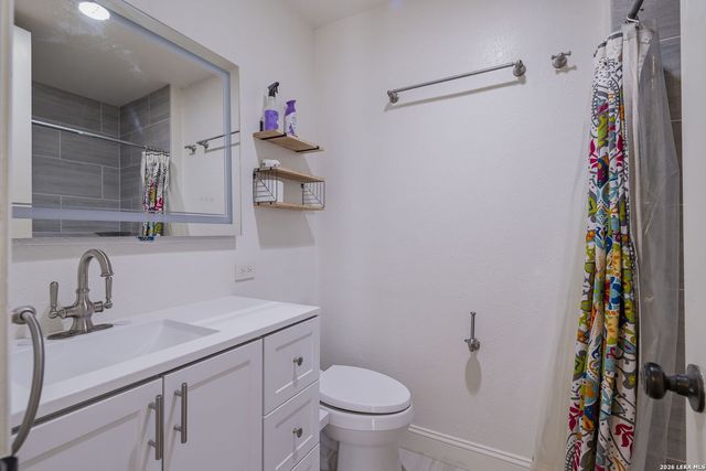 7711 Broadway Apt 3B, San Antonio, TX 78209