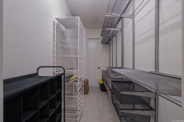 7711 Broadway Apt 3B, San Antonio, TX 78209