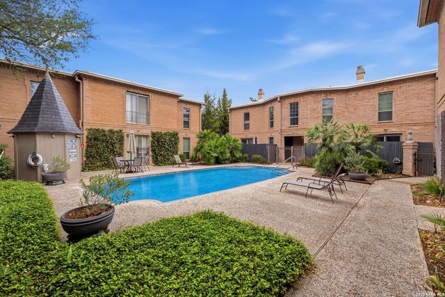 7711 Broadway Apt 3B, San Antonio, TX 78209