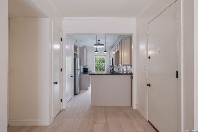 7711 Broadway Apt 3B, San Antonio, TX 78209