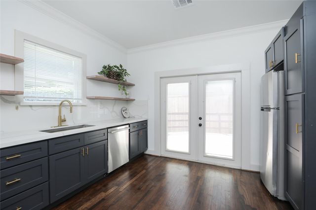 1244 W 21st Street, Houston, TX 77008