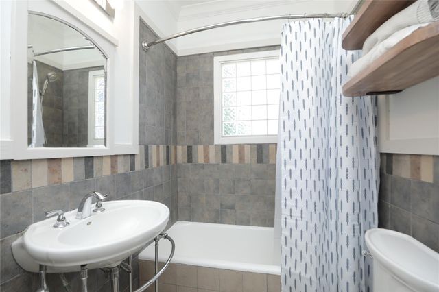 1244 W 21st Street, Houston, TX 77008