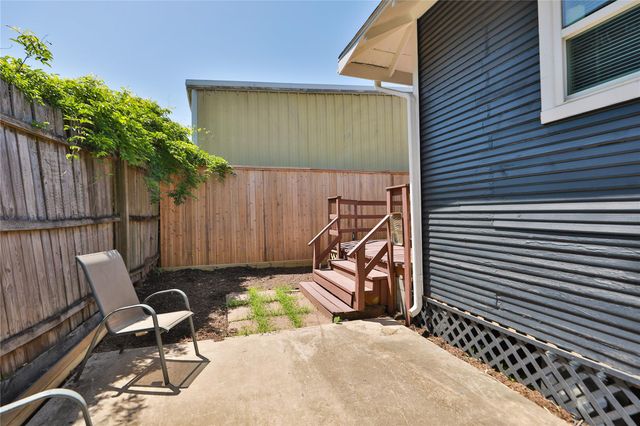 1244 W 21st Street, Houston, TX 77008