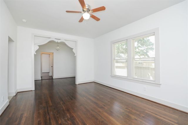 1244 W 21st Street, Houston, TX 77008