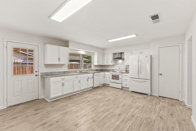 2418 Village Green Drive, Garland, TX 75044