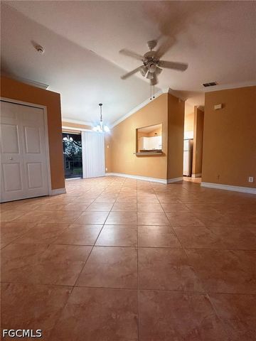 1045 NE 40th TER, Cape Coral, FL 33909