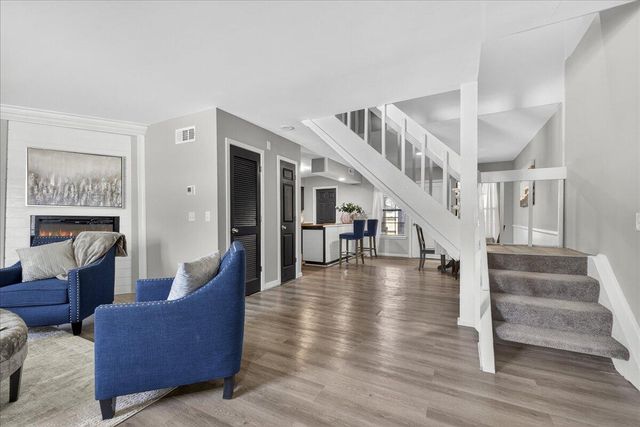 5725 Dewsbury Lane, North Charleston, SC 29418