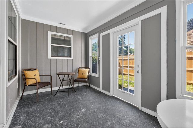 5725 Dewsbury Lane, North Charleston, SC 29418