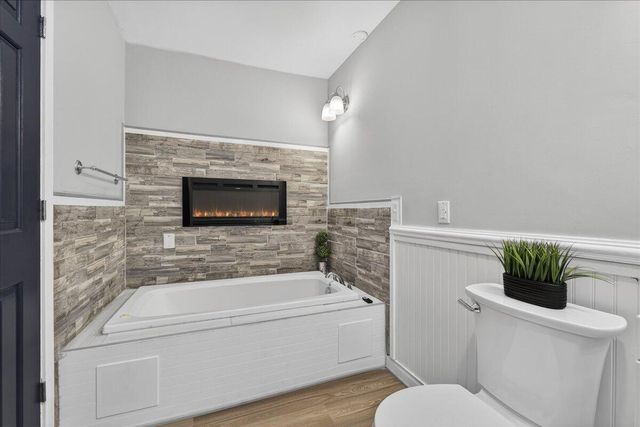 5725 Dewsbury Lane, North Charleston, SC 29418