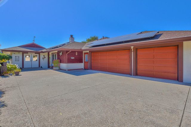 1239 Josselyn Canyon Road, Monterey, CA 93940