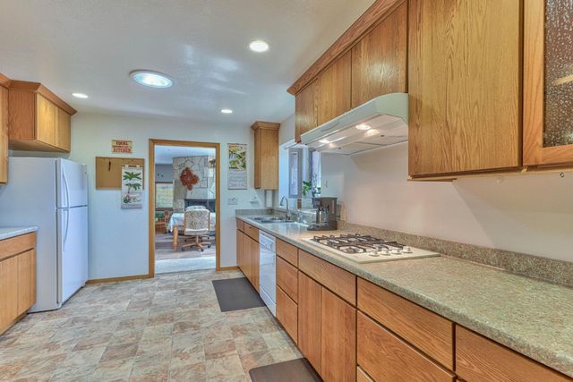 1239 Josselyn Canyon Road, Monterey, CA 93940