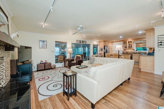 881 RIDGEWAY CIRCLE, Talladega, AL 35160