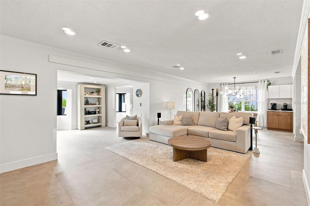 Image 23 of property listing at 4322 N RIVER VIEW AVENUE, Tampa, FL 33607