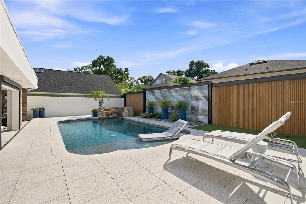Image 68 of property listing at 4322 N RIVER VIEW AVENUE, Tampa, FL 33607