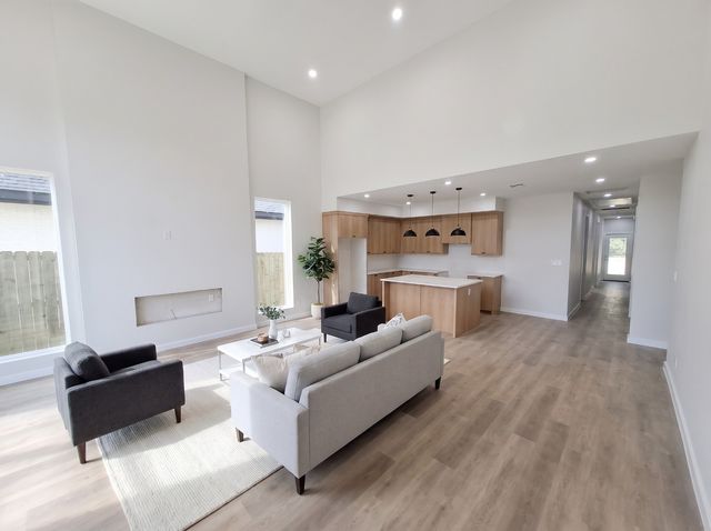 2023 Lamont Avenue, Dallas, TX 75216