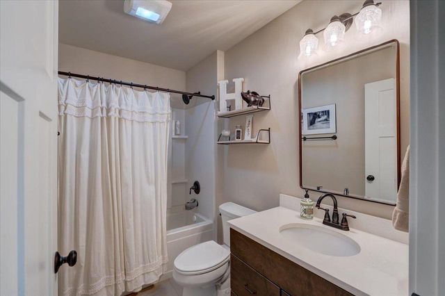 1925 Raptor Drive, Verona, WI 53593