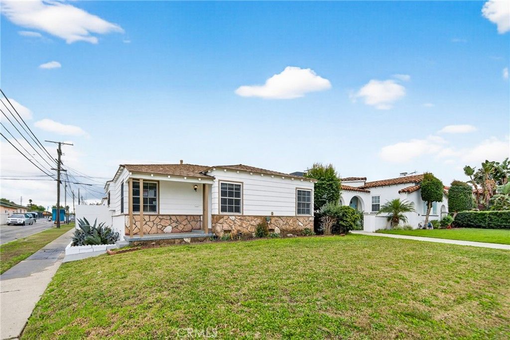 1500 W 96th, Los Angeles, CA 90047